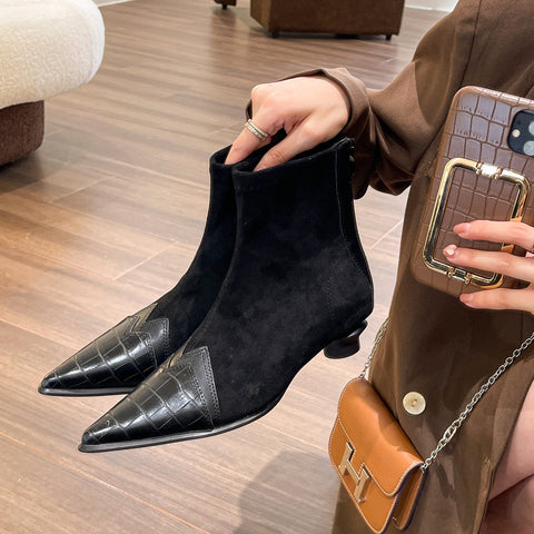 2025  Short boots women's splicing retro pointed boots popular autumn and winter velvet kitten and elastic thin boots tide