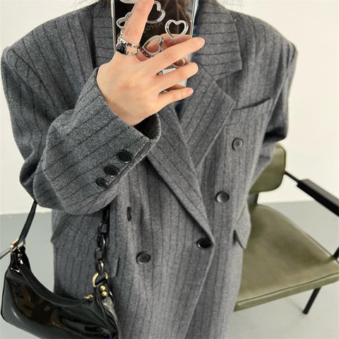 2022 autumn and winter new temperament long loose British style striped woolen coat women